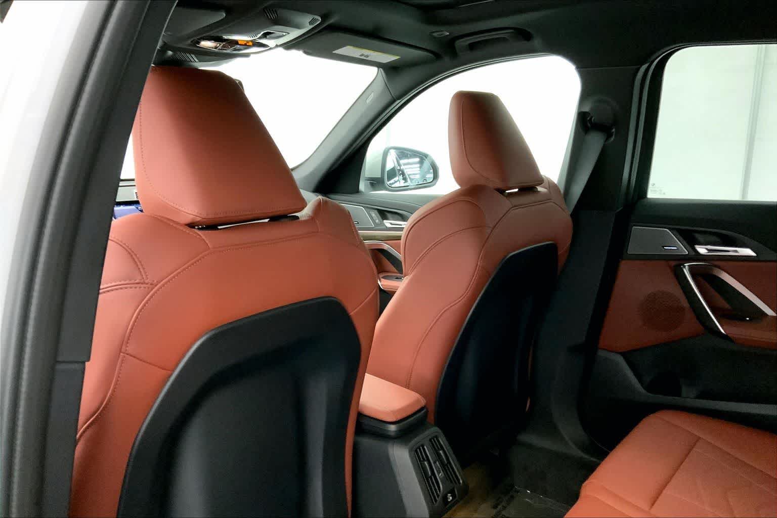 Thumbnail: 2026 BMW X1 - 12