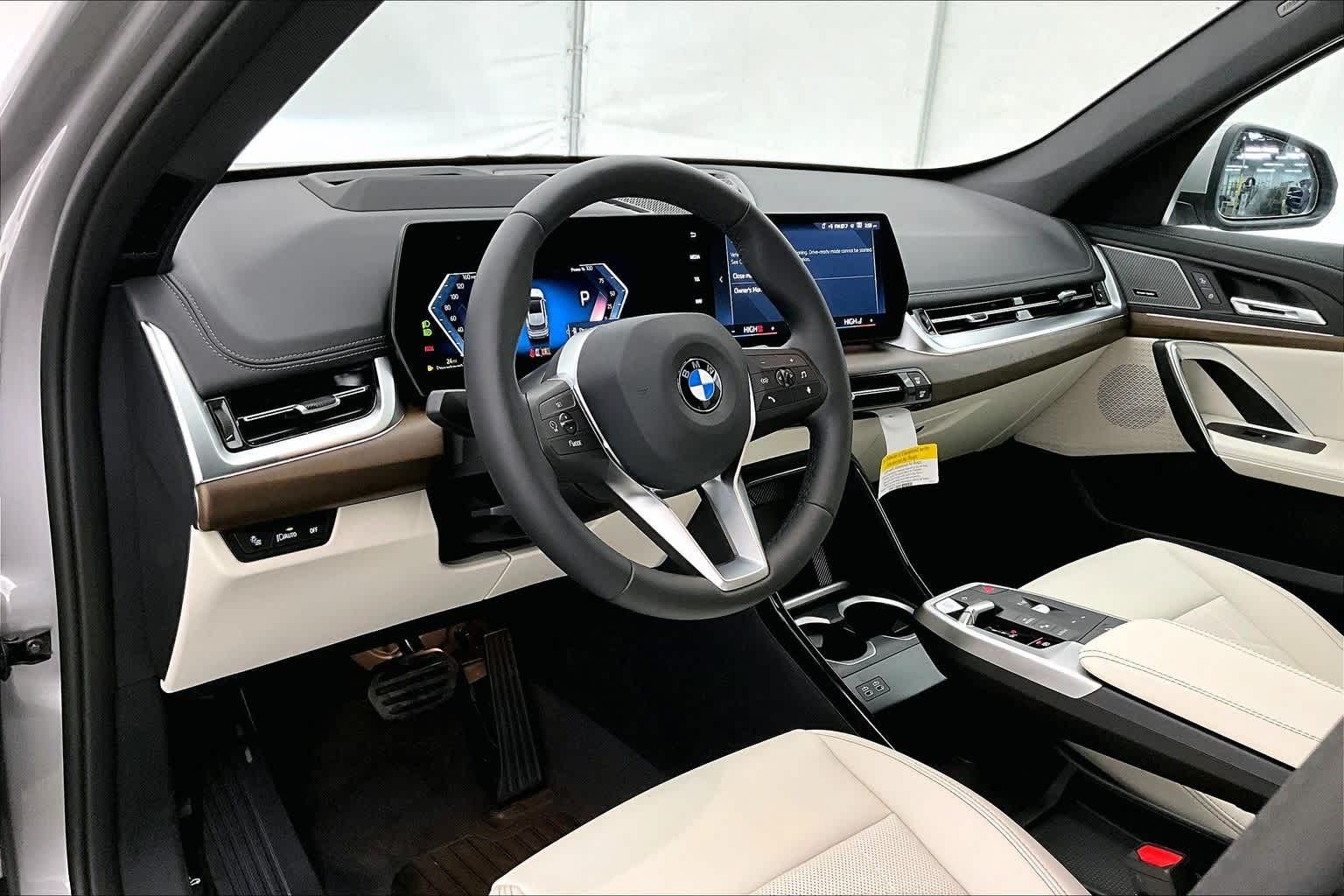 Thumbnail: 2026 BMW X1 - 2