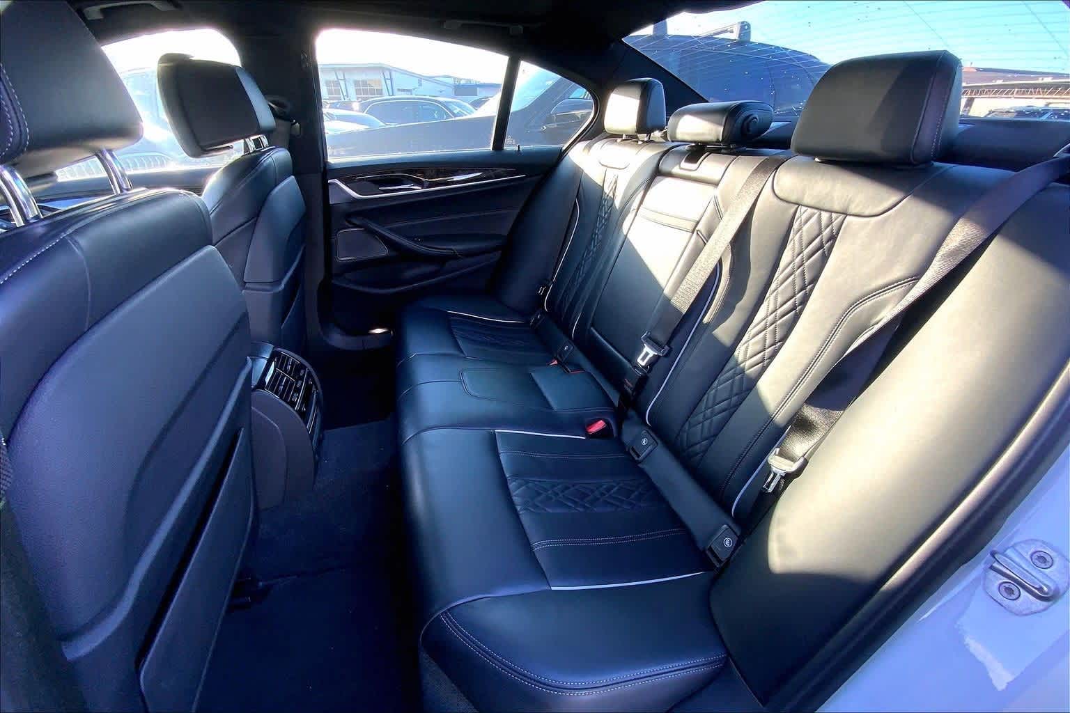 Thumbnail: 2017 BMW 5 Series - 13