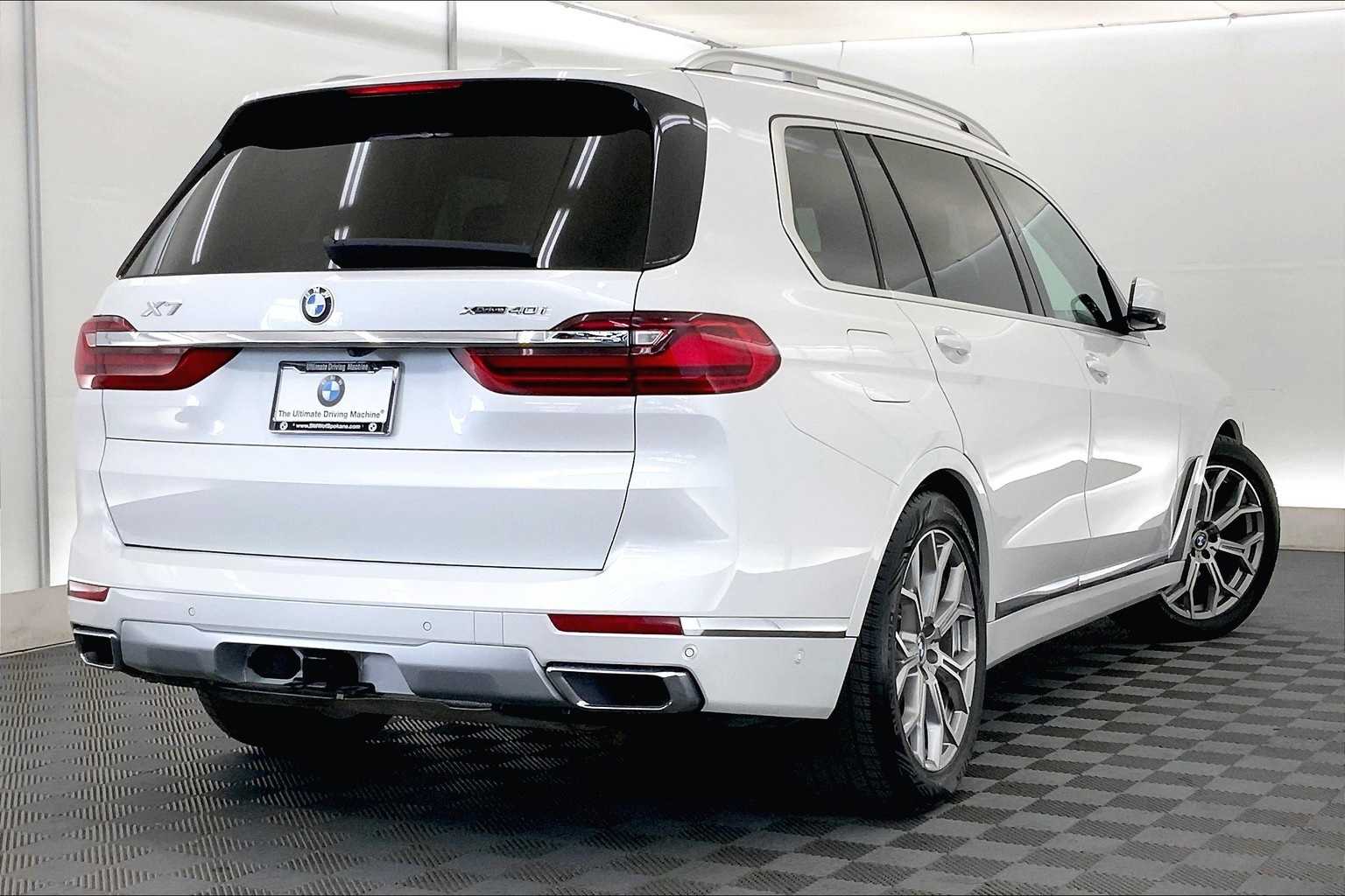 Thumbnail: 2021 BMW X7 - 22