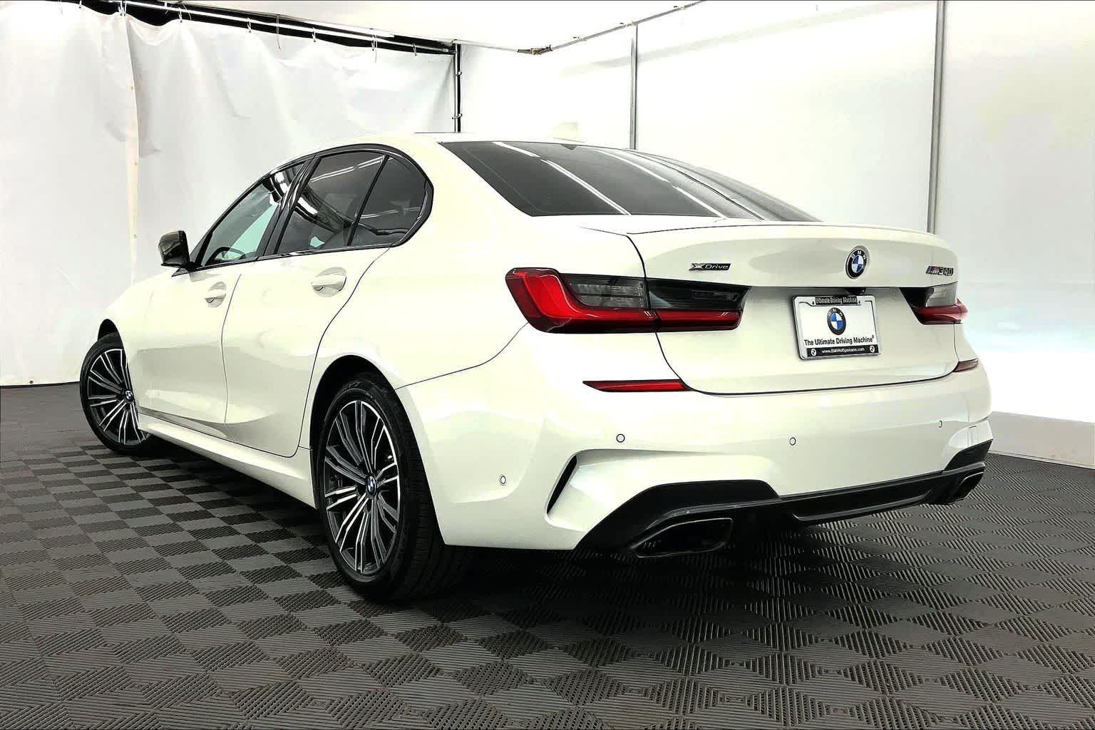 Thumbnail: 2020 BMW 3 Series - 4