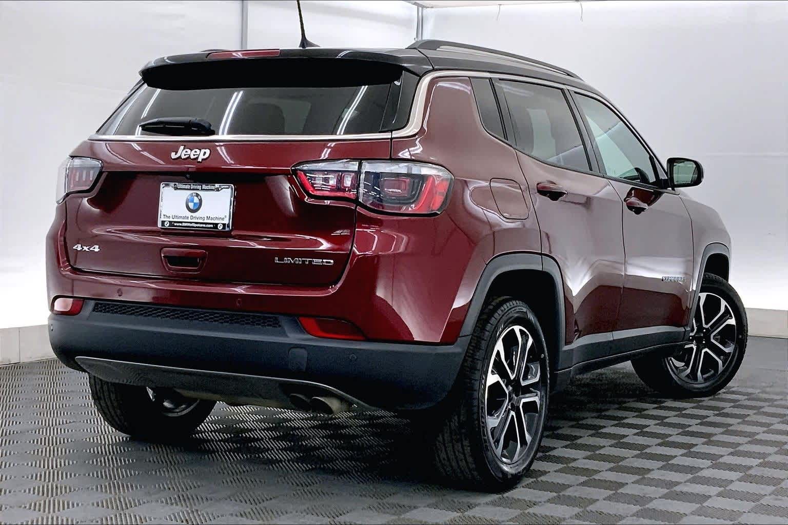 Thumbnail: 2022 Jeep Compass - 22