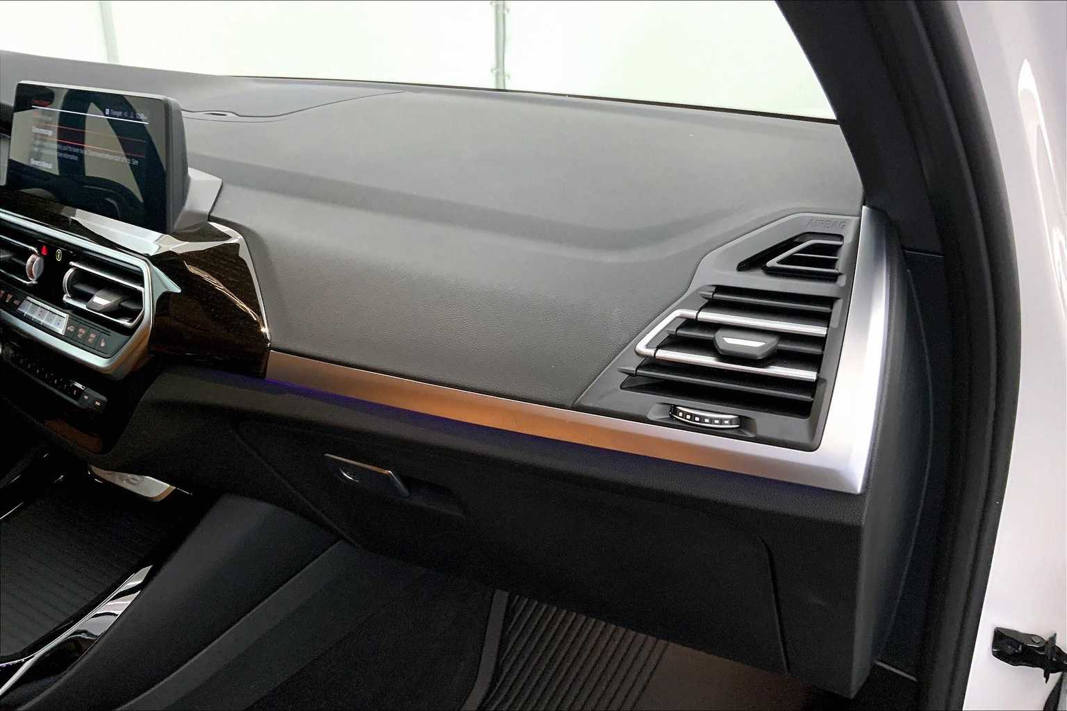 Thumbnail: 2024 BMW X3 - 23
