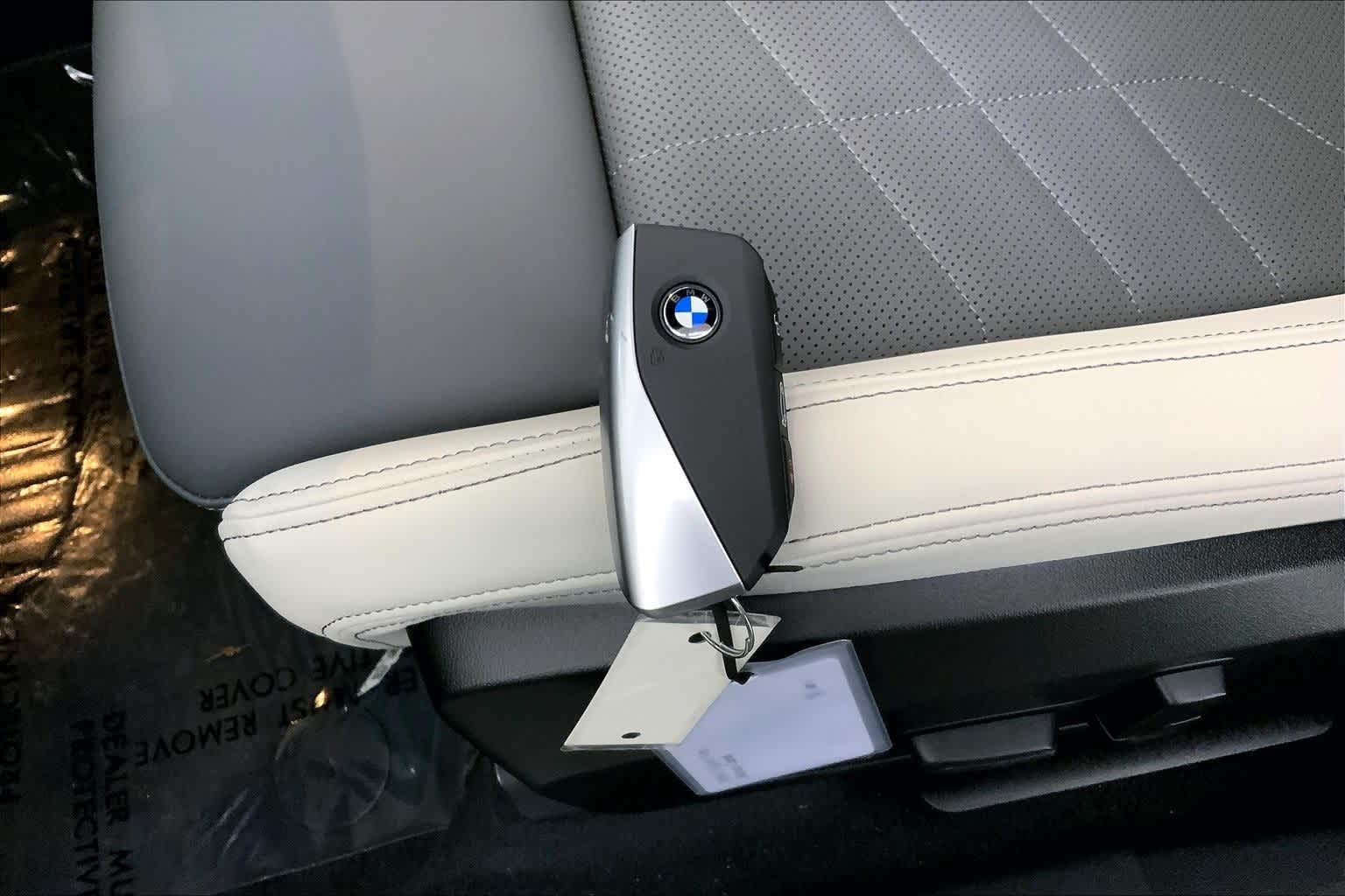 Thumbnail: 2026 BMW X1 - 20