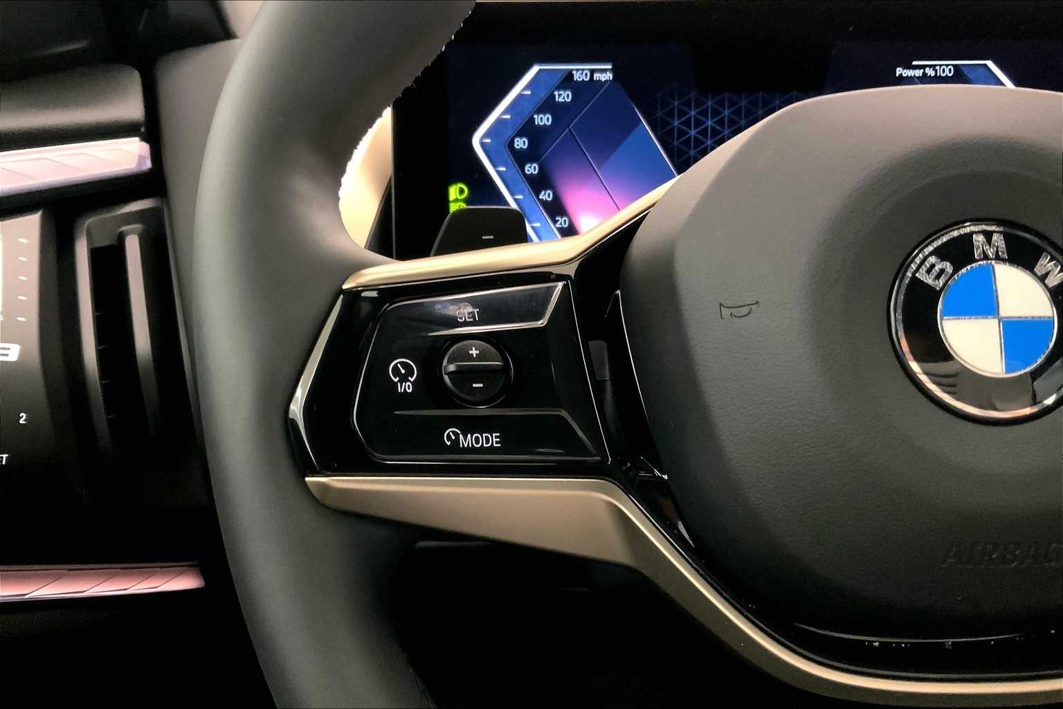 Thumbnail: 2025 BMW X3 - 24