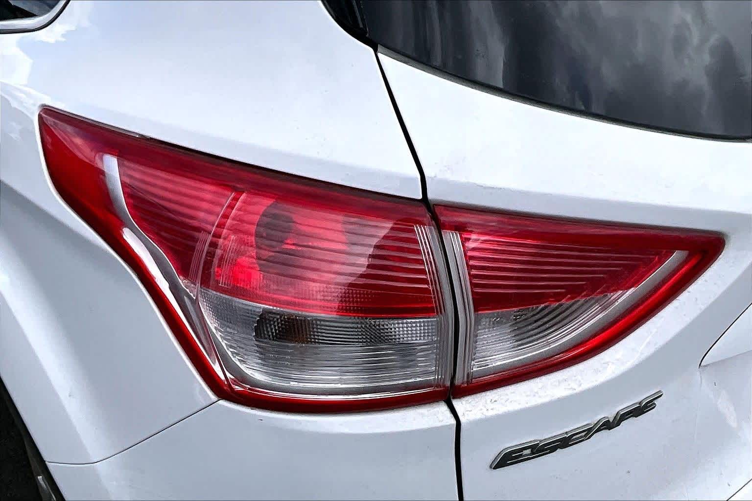 Thumbnail: 2015 Ford Escape - 15