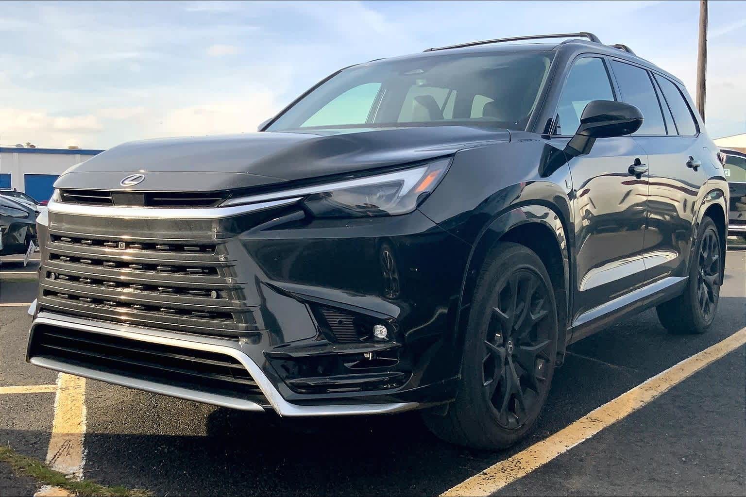 Thumbnail: 2026 Lexus TX - 1