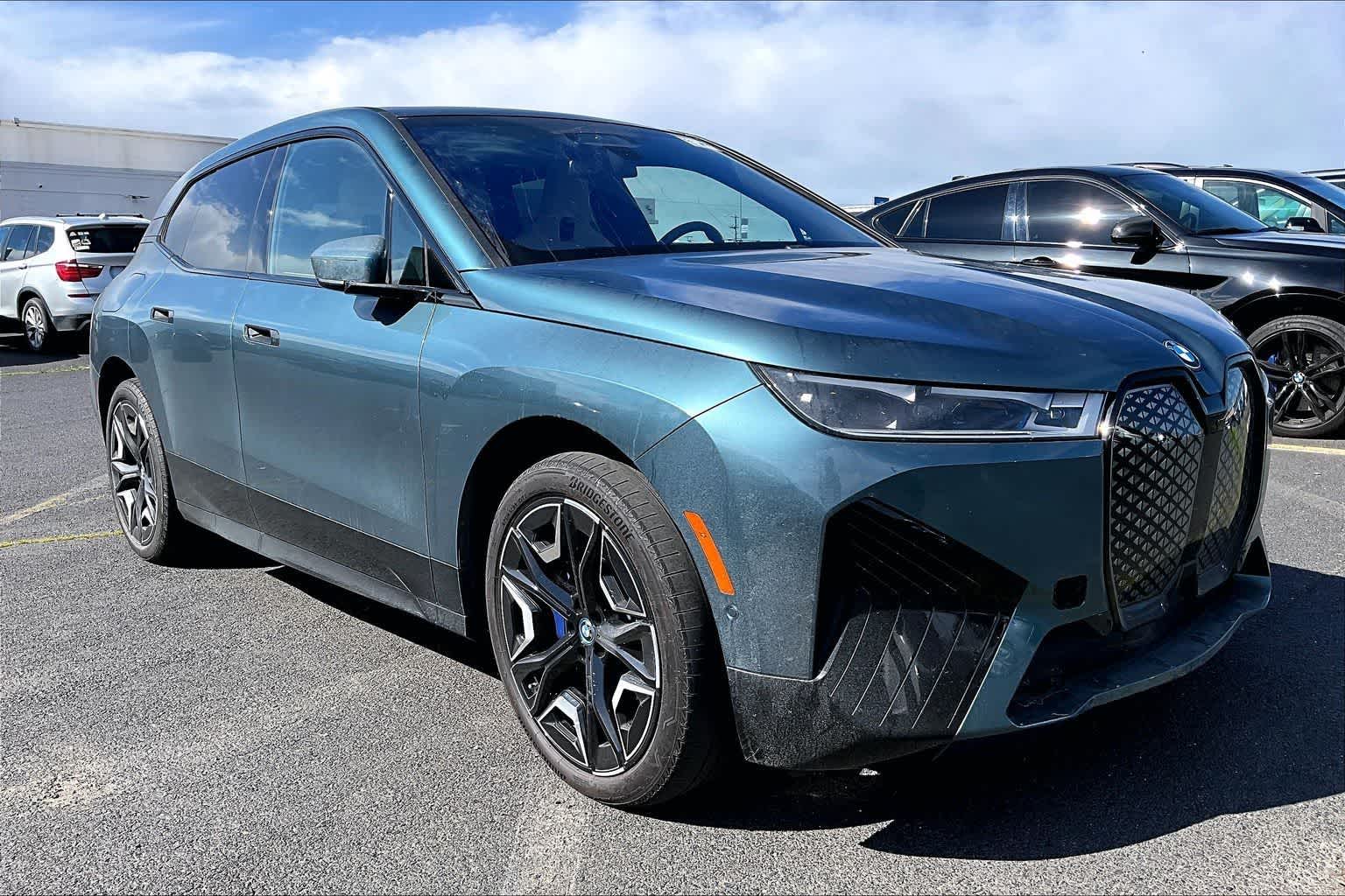 Thumbnail: 2025 BMW iX - 11