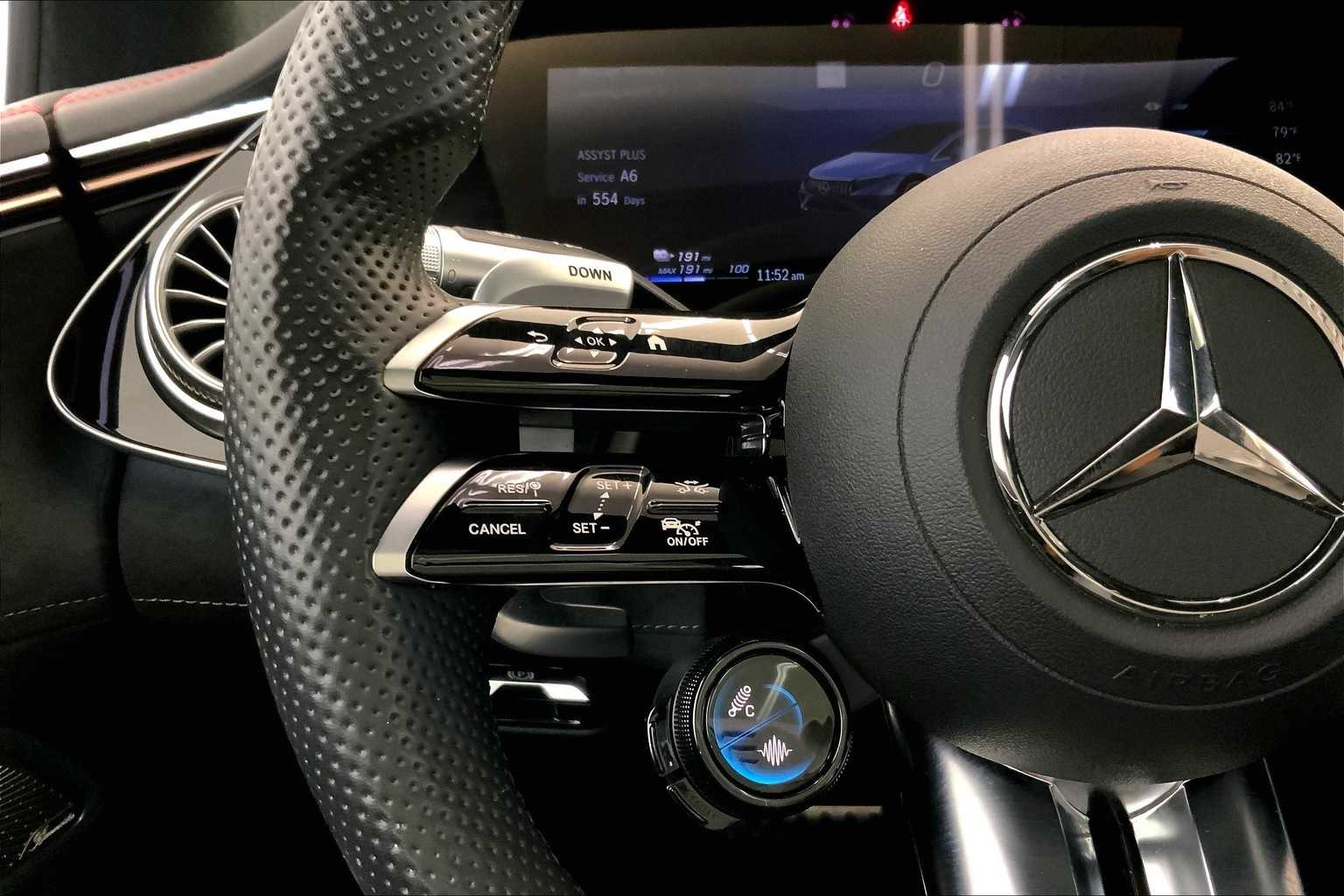 Thumbnail: 2022 Mercedes-Benz EQS - 24