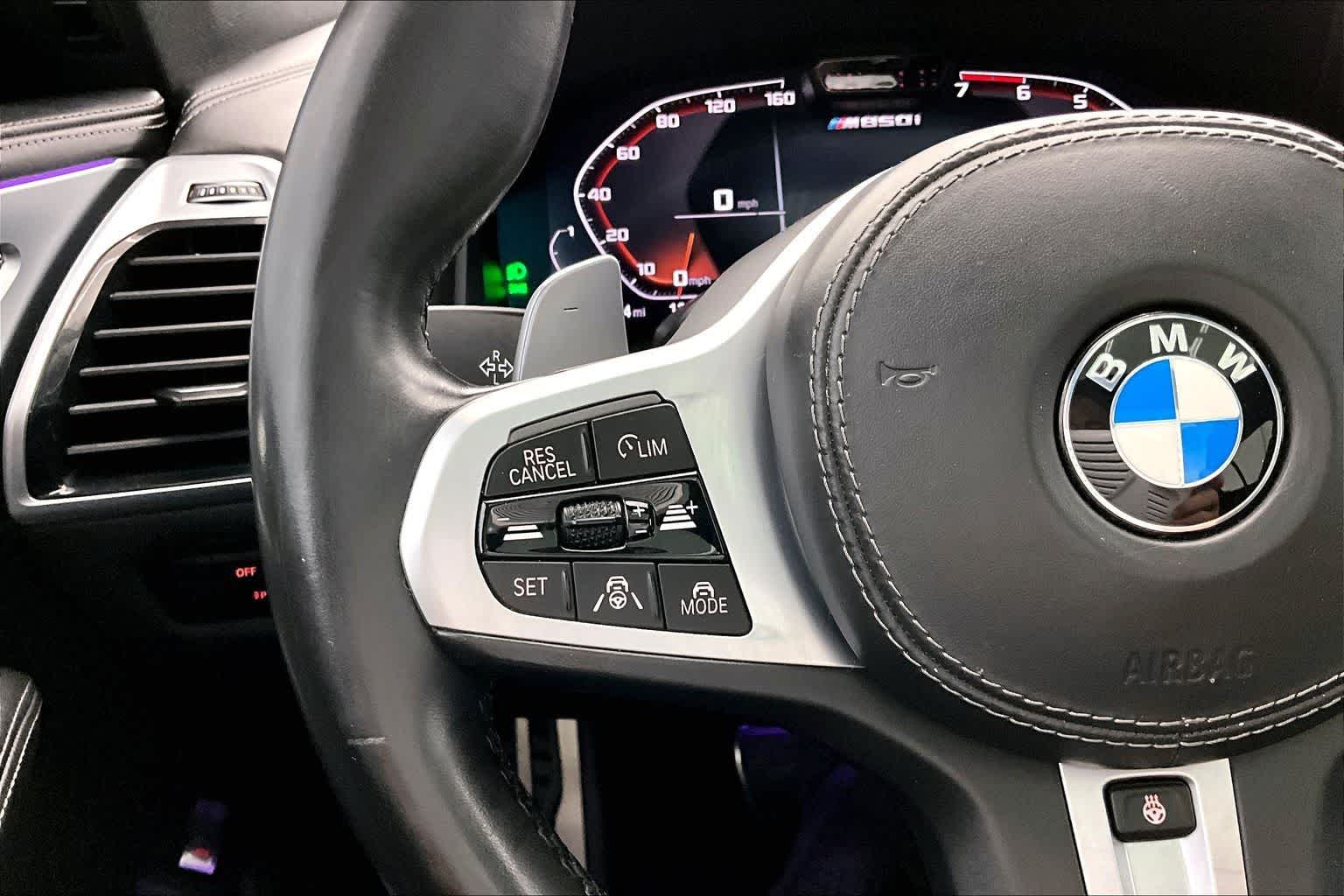 Thumbnail: 2020 BMW 8 Series - 24