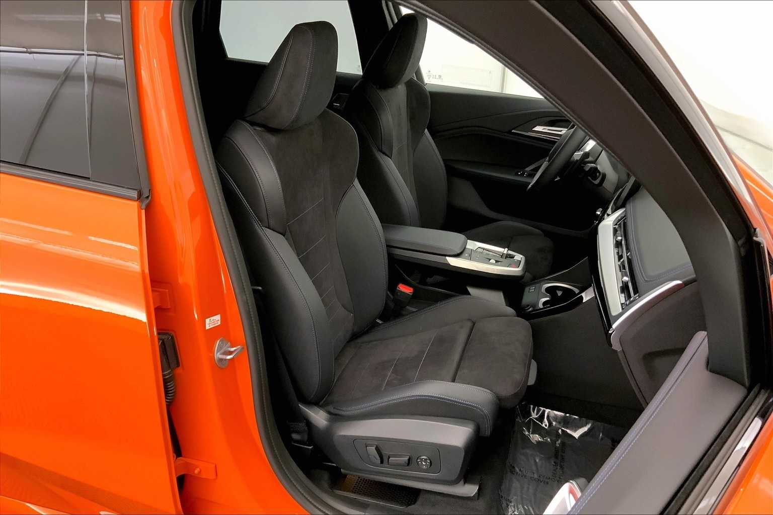 Thumbnail: 2025 BMW X1 - 14