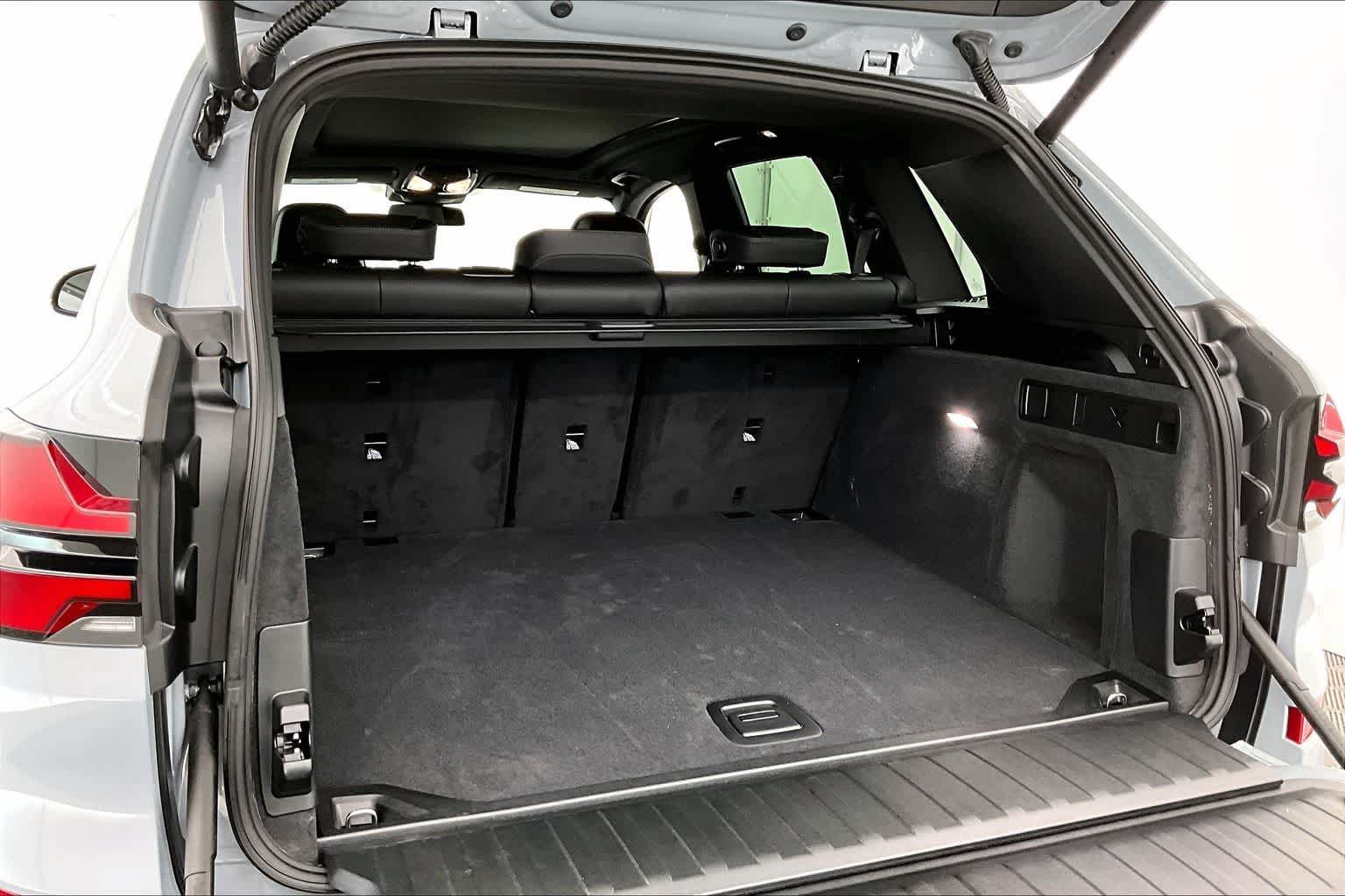 Thumbnail: 2026 BMW X5 - 19