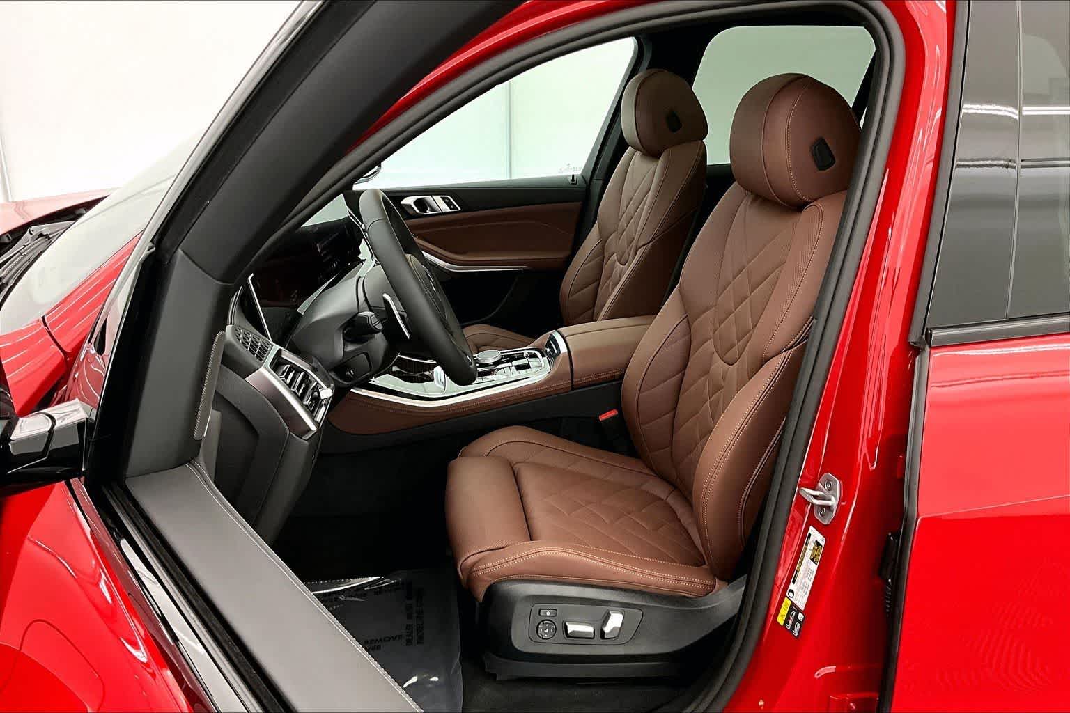 Thumbnail: 2026 BMW X5 - 11