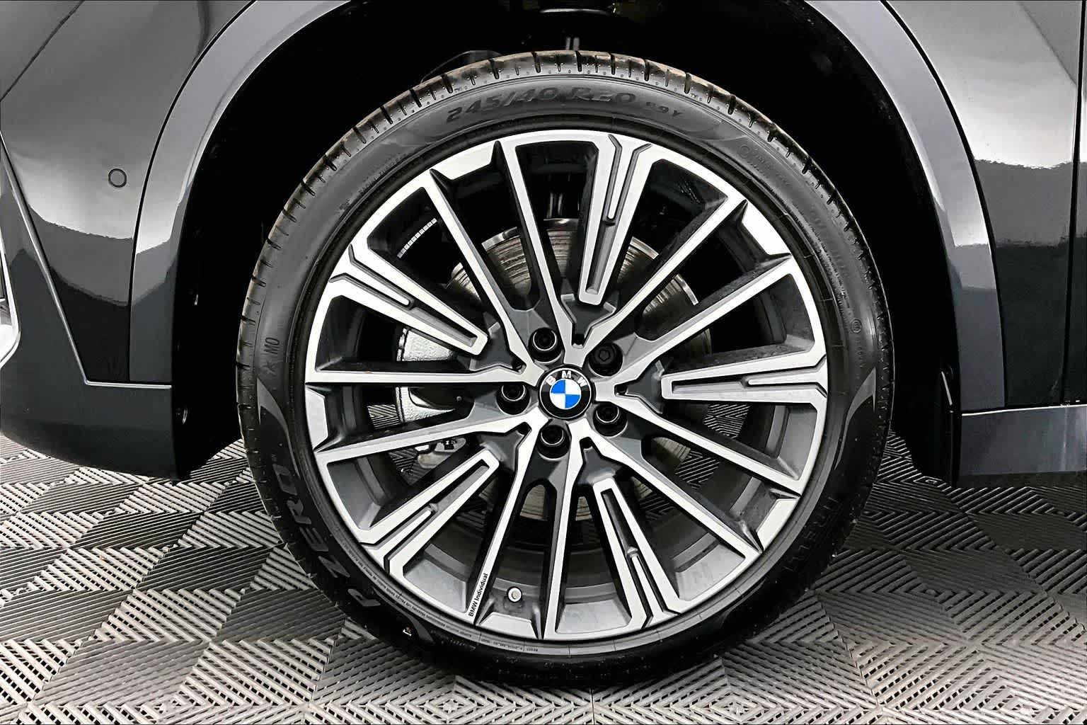 Thumbnail: 2026 BMW X1 - 8