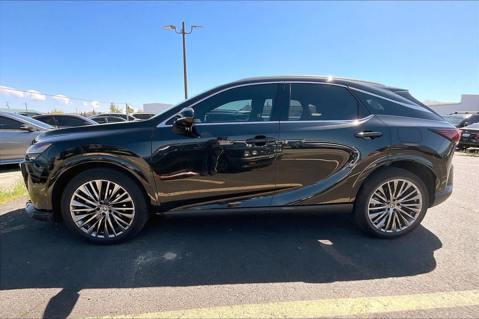 Thumbnail: 2025 Lexus RX - 3