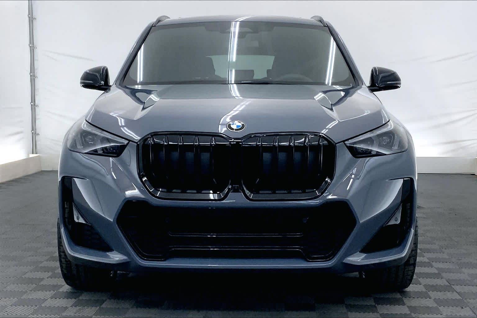 Thumbnail: 2026 BMW X1 - 6