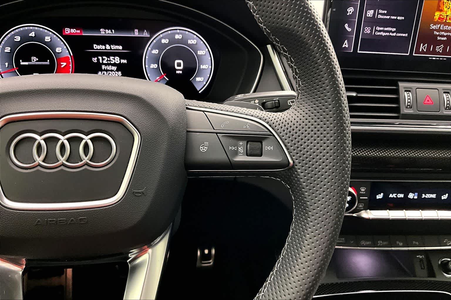 Thumbnail: 2024 Audi SQ5 - 25