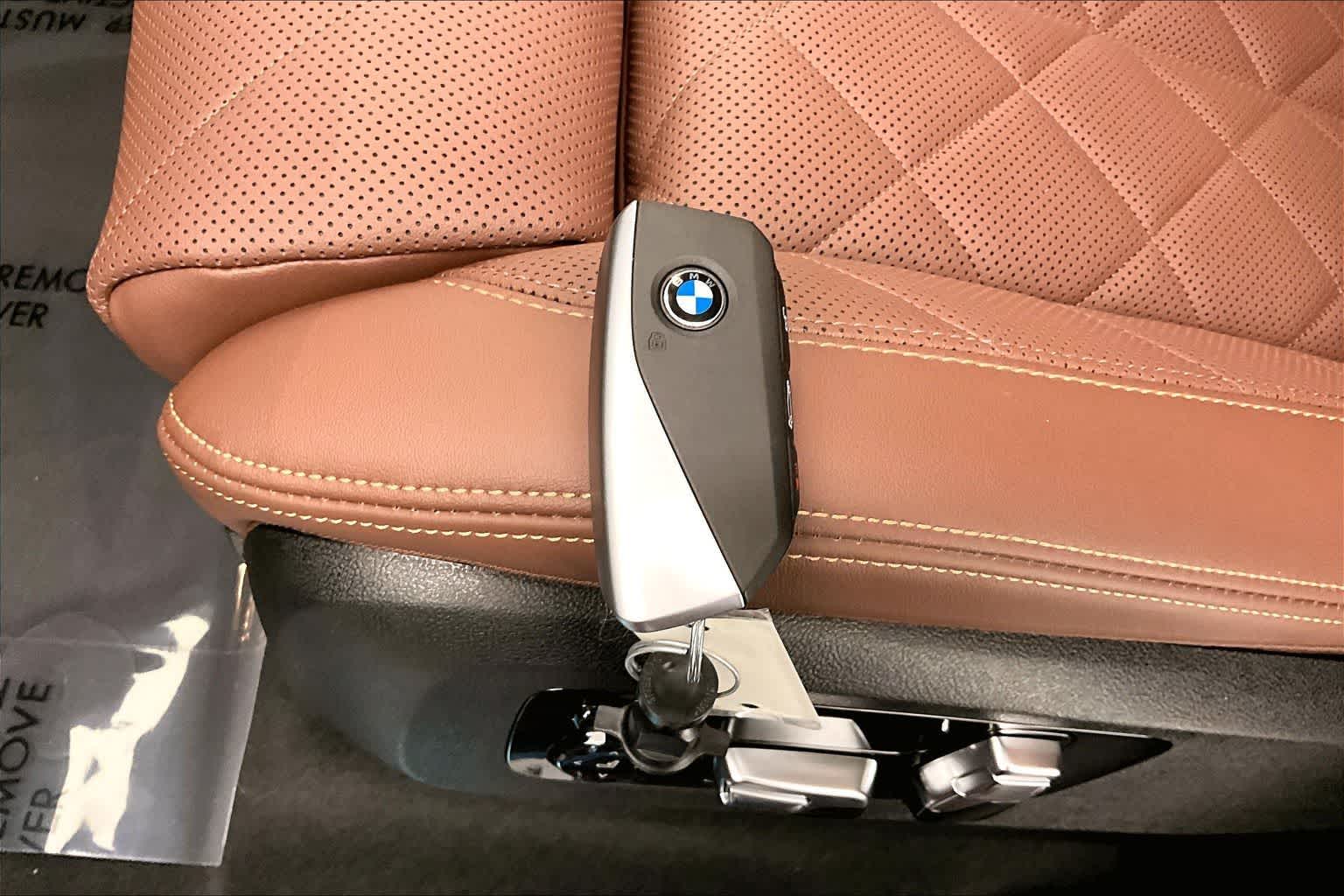Thumbnail: 2026 BMW X5 - 20