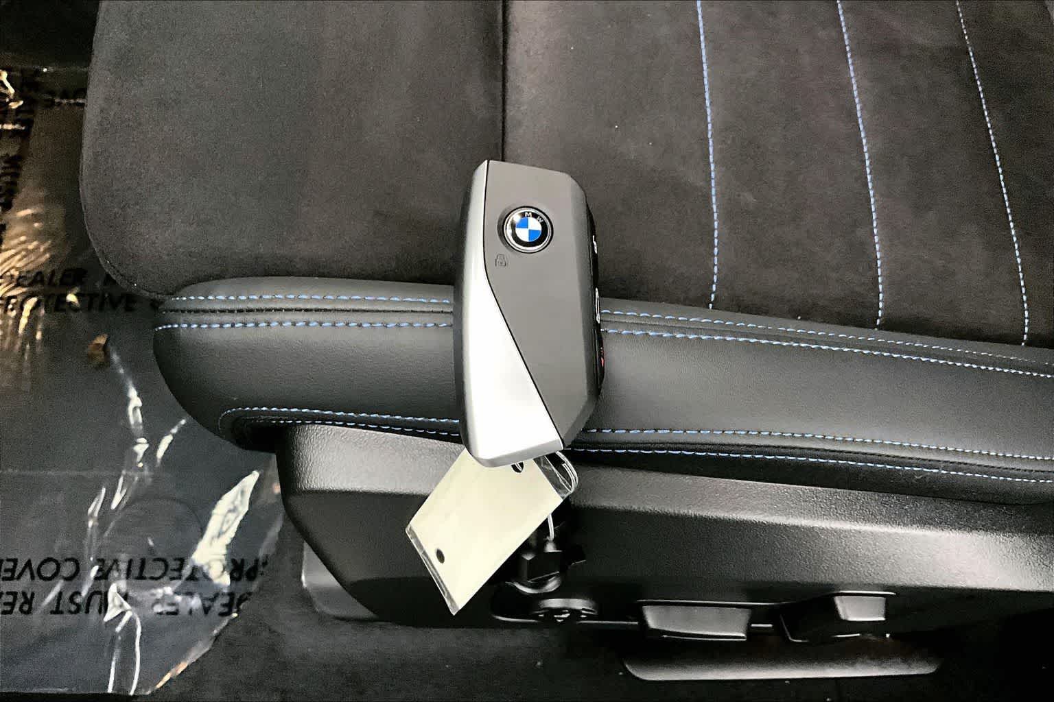 Thumbnail: 2026 BMW X1 - 20