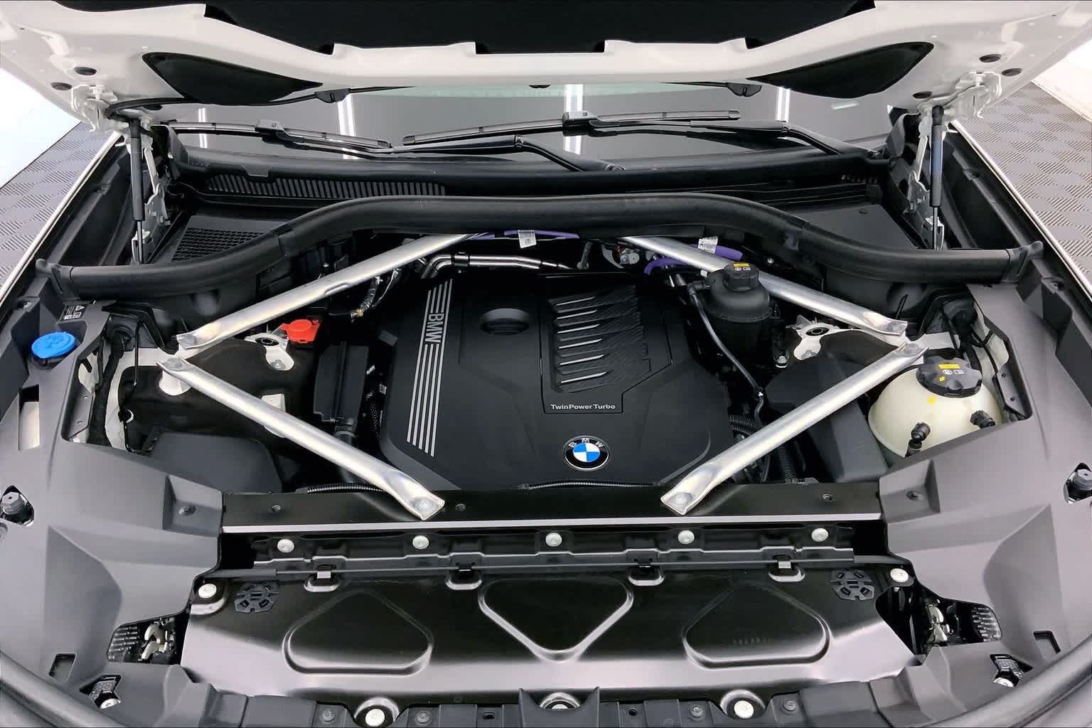 Thumbnail: 2021 BMW X7 - 9