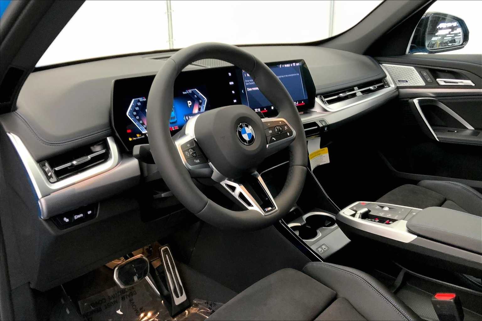 Thumbnail: 2025 BMW X1 - 2