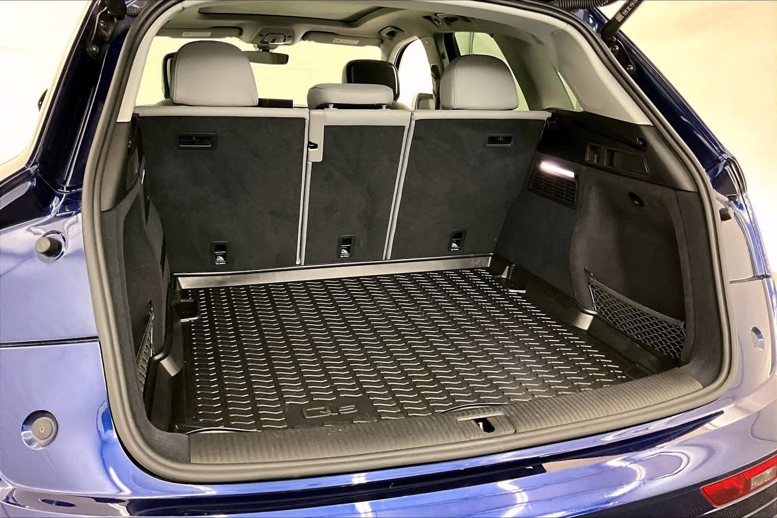 Thumbnail: 2023 Audi Q5 - 18