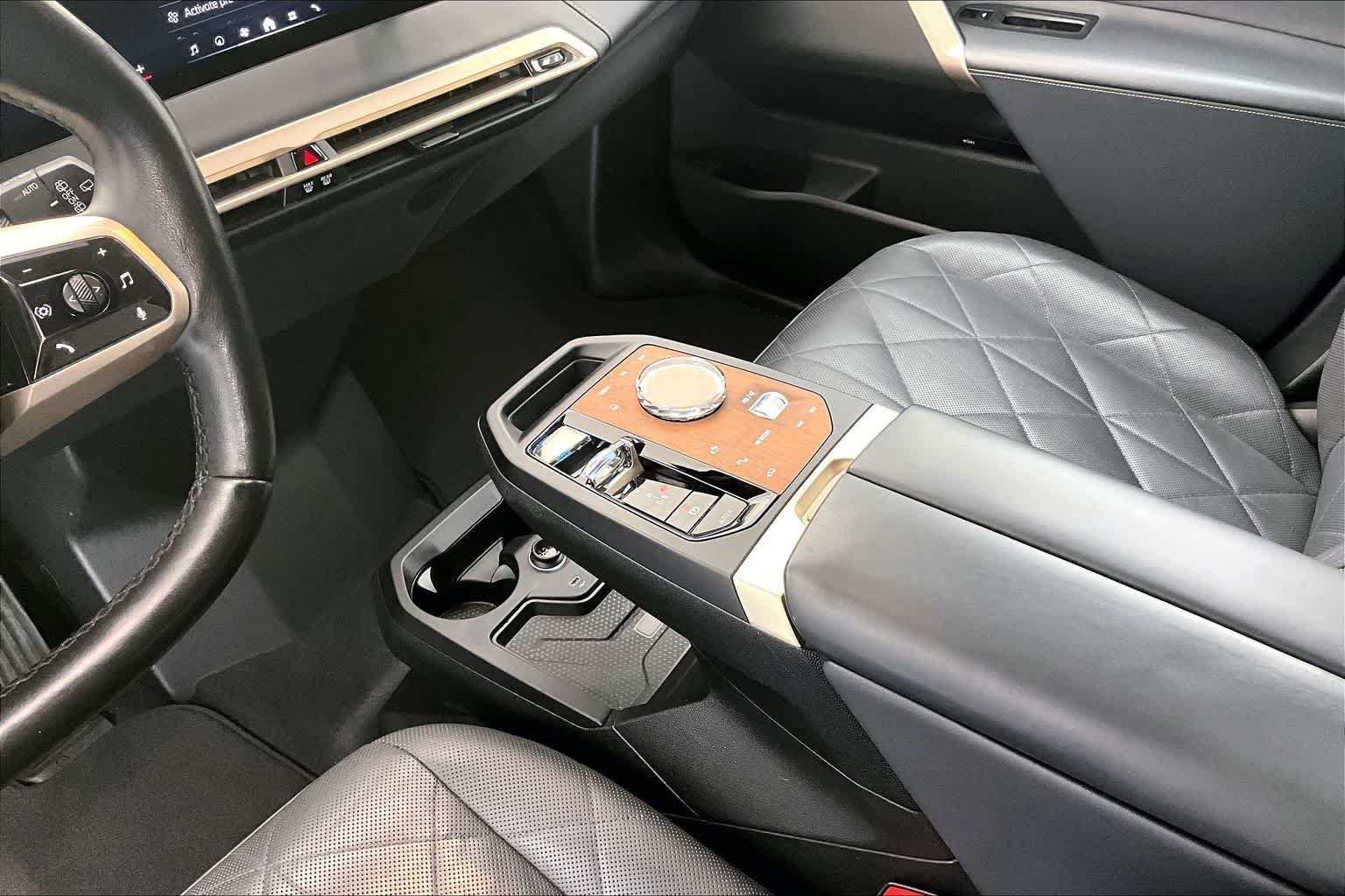 Thumbnail: 2024 BMW iX - 16