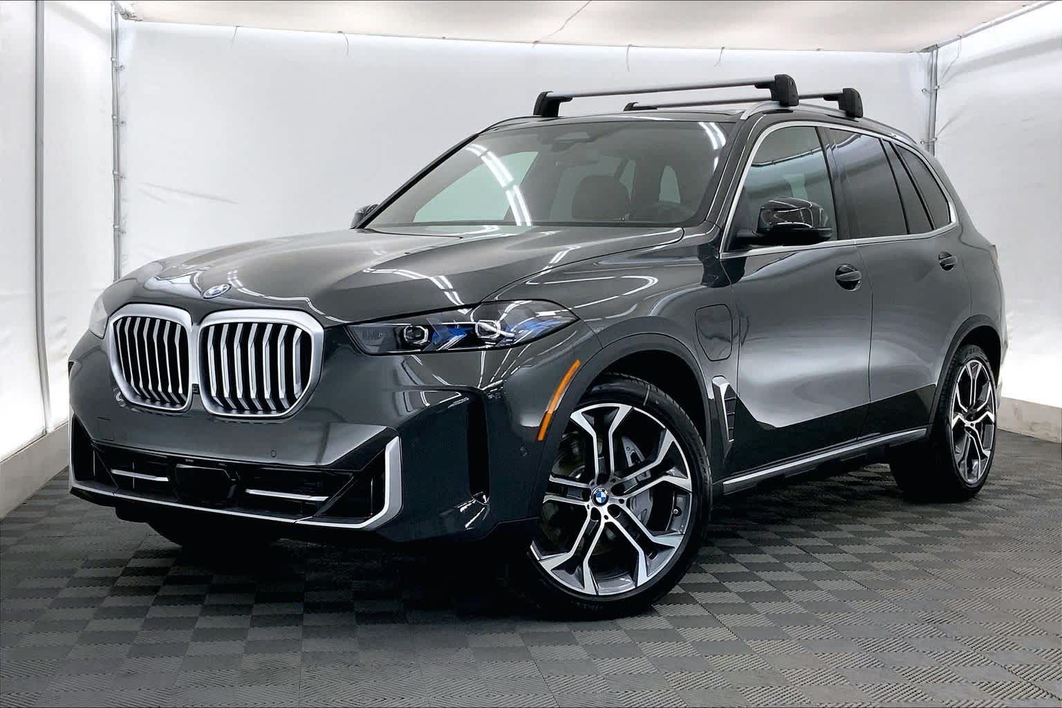 Thumbnail: 2026 BMW X5 - 1