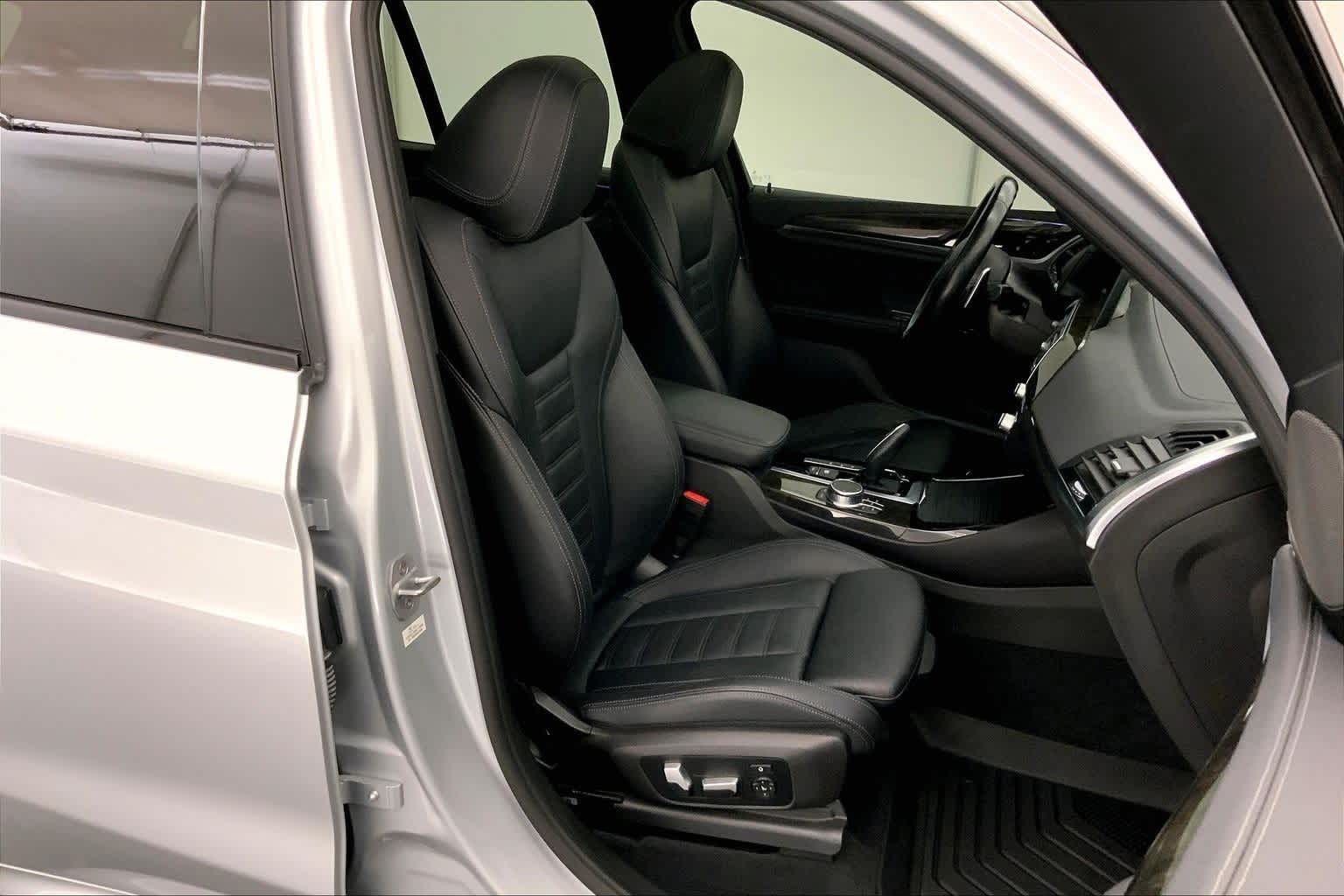 Thumbnail: 2020 BMW X3 - 13