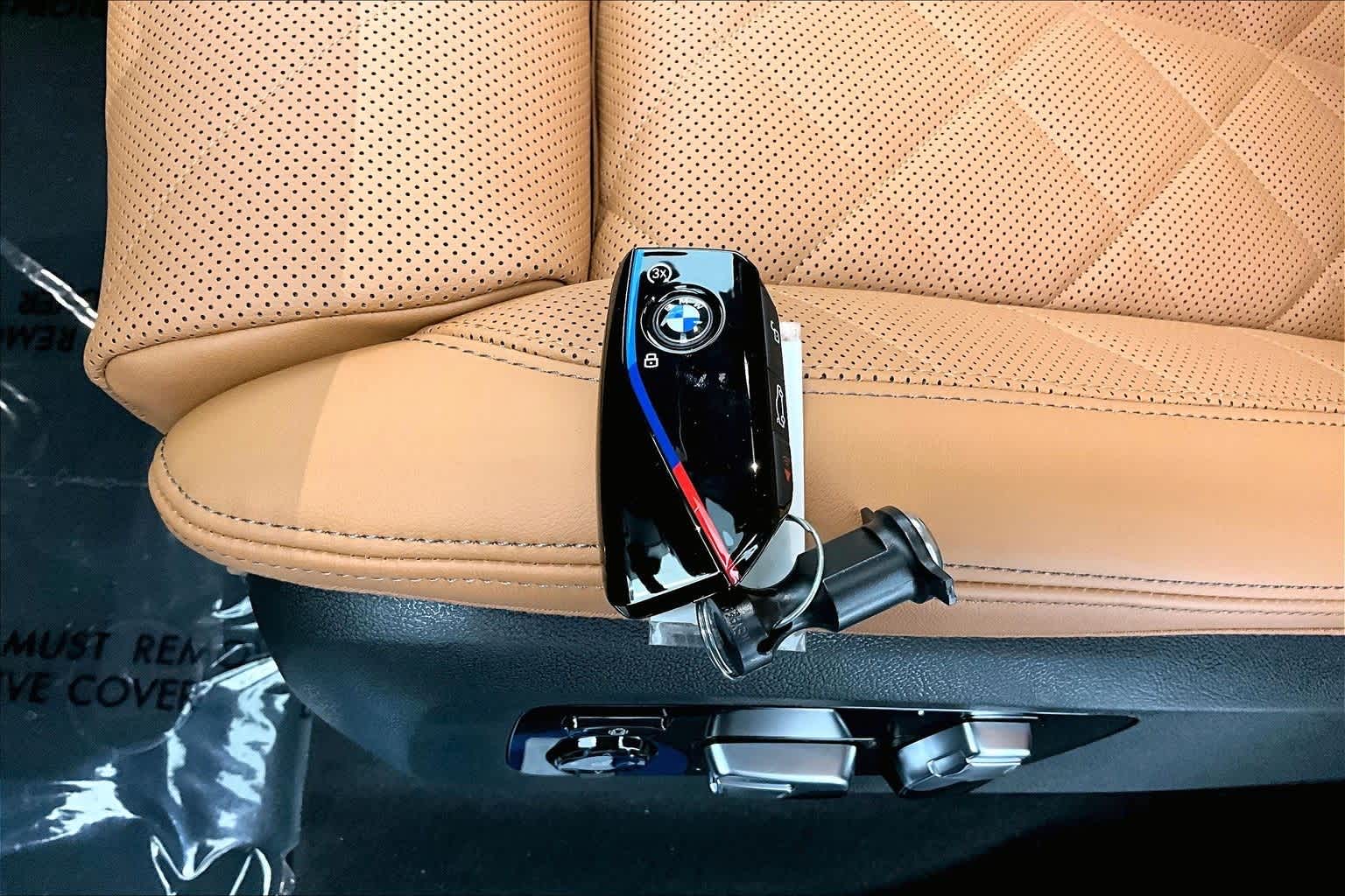 Thumbnail: 2026 BMW X5 - 20