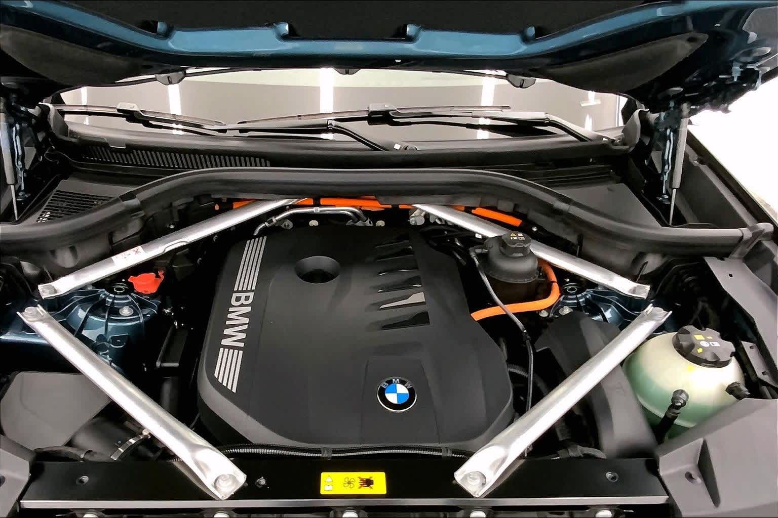 Thumbnail: 2026 BMW X5 - 9