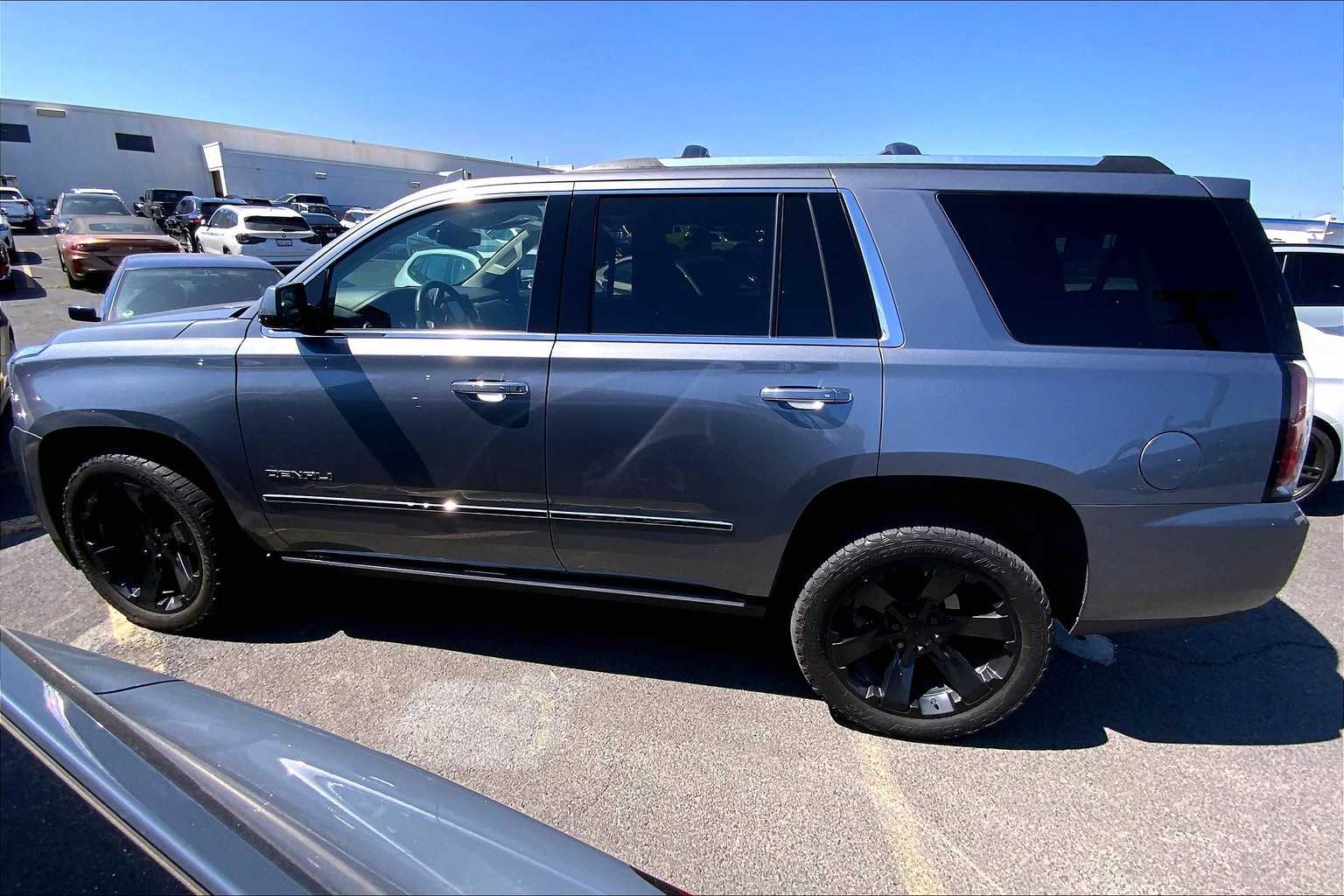Thumbnail: 2020 GMC Yukon - 3