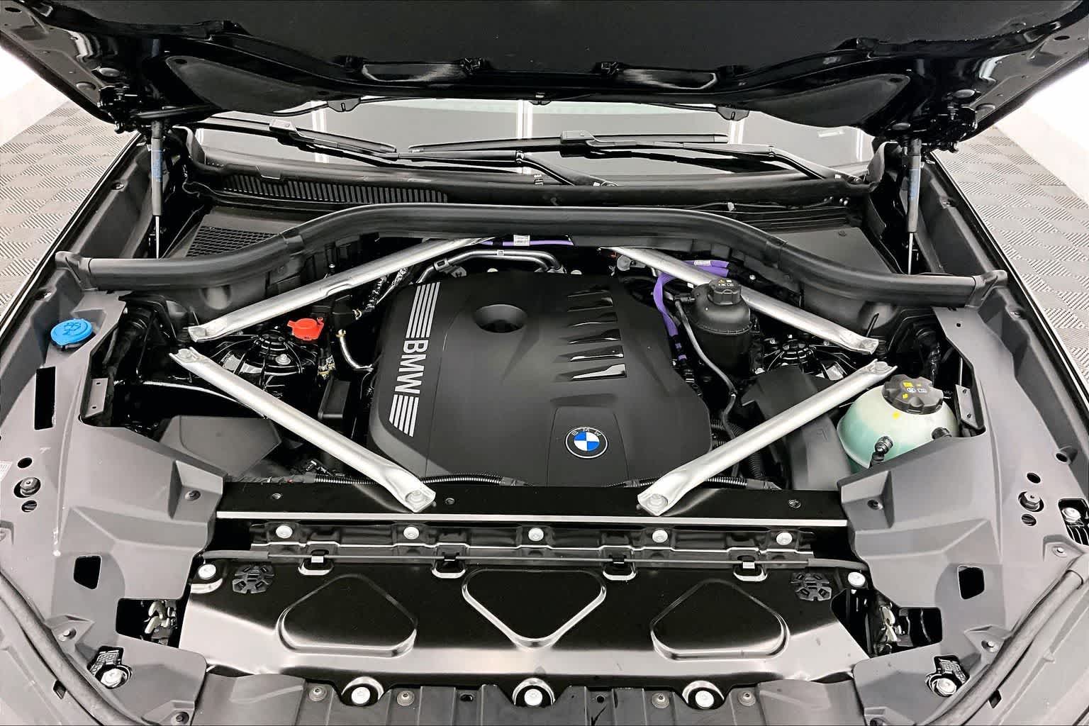 Thumbnail: 2026 BMW X5 - 9