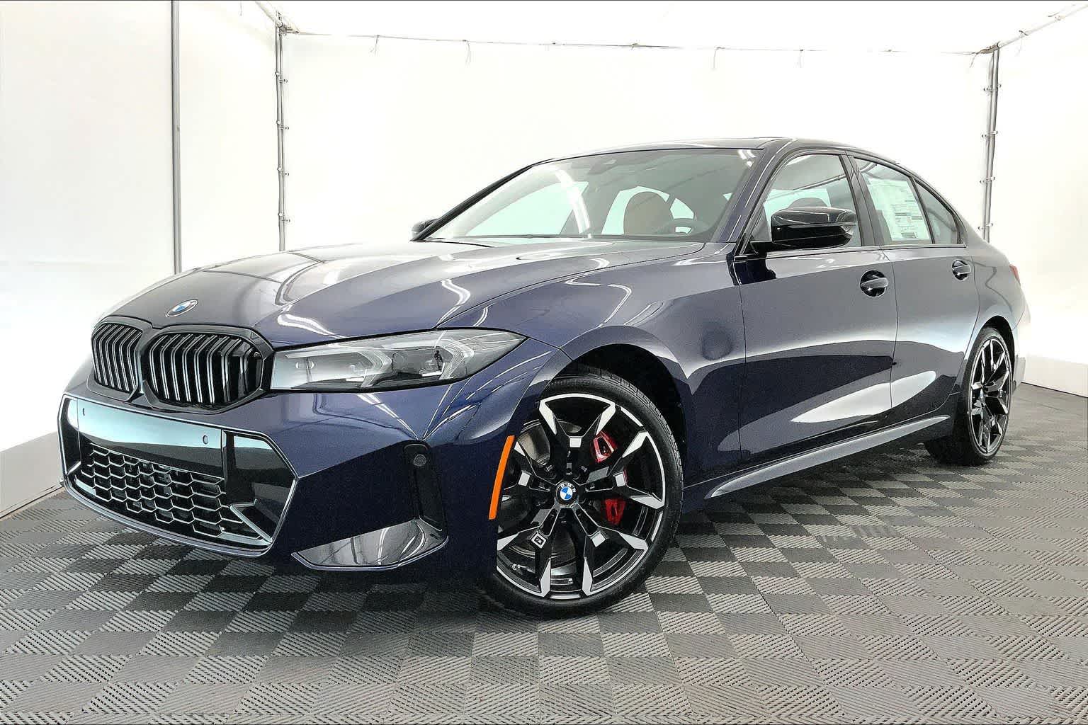 Thumbnail: 2026 BMW 3 Series - 1