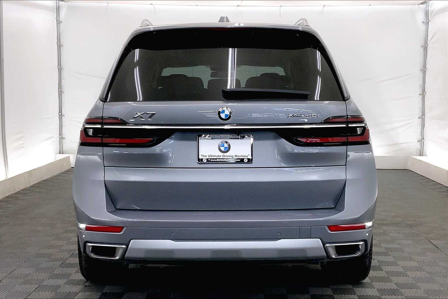 Thumbnail: 2024 BMW X7 - 5