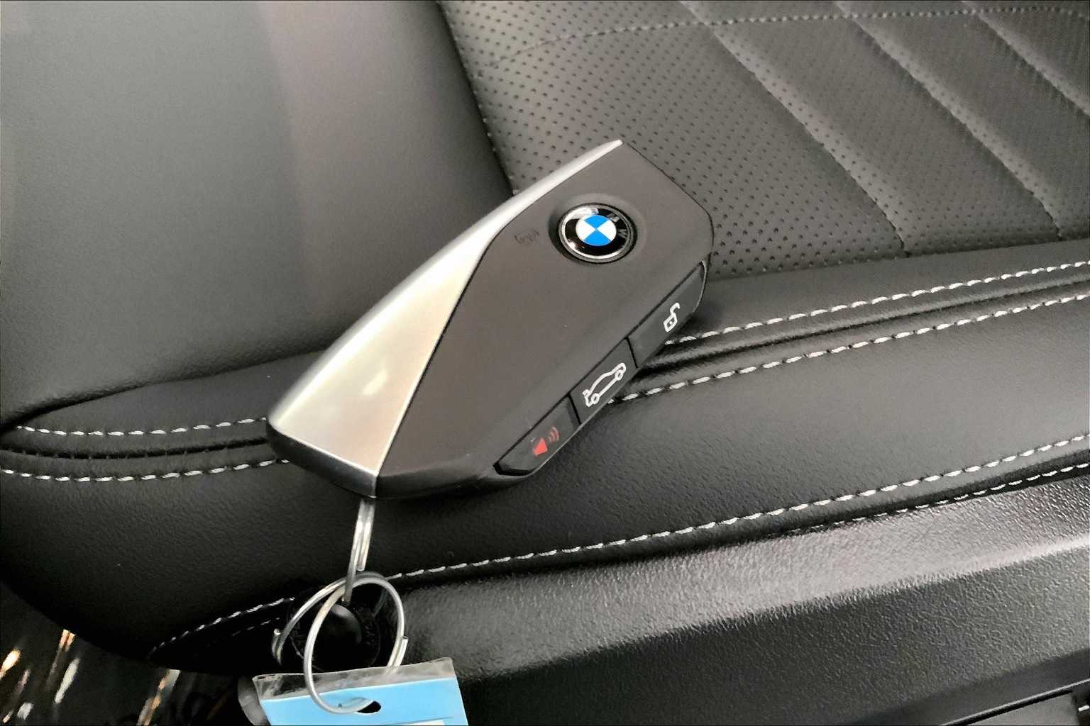 Thumbnail: 2025 BMW X1 - 20