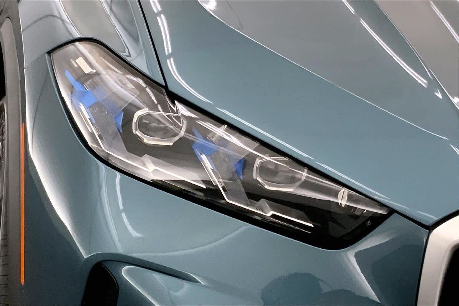 Thumbnail: 2025 BMW X5 - 31