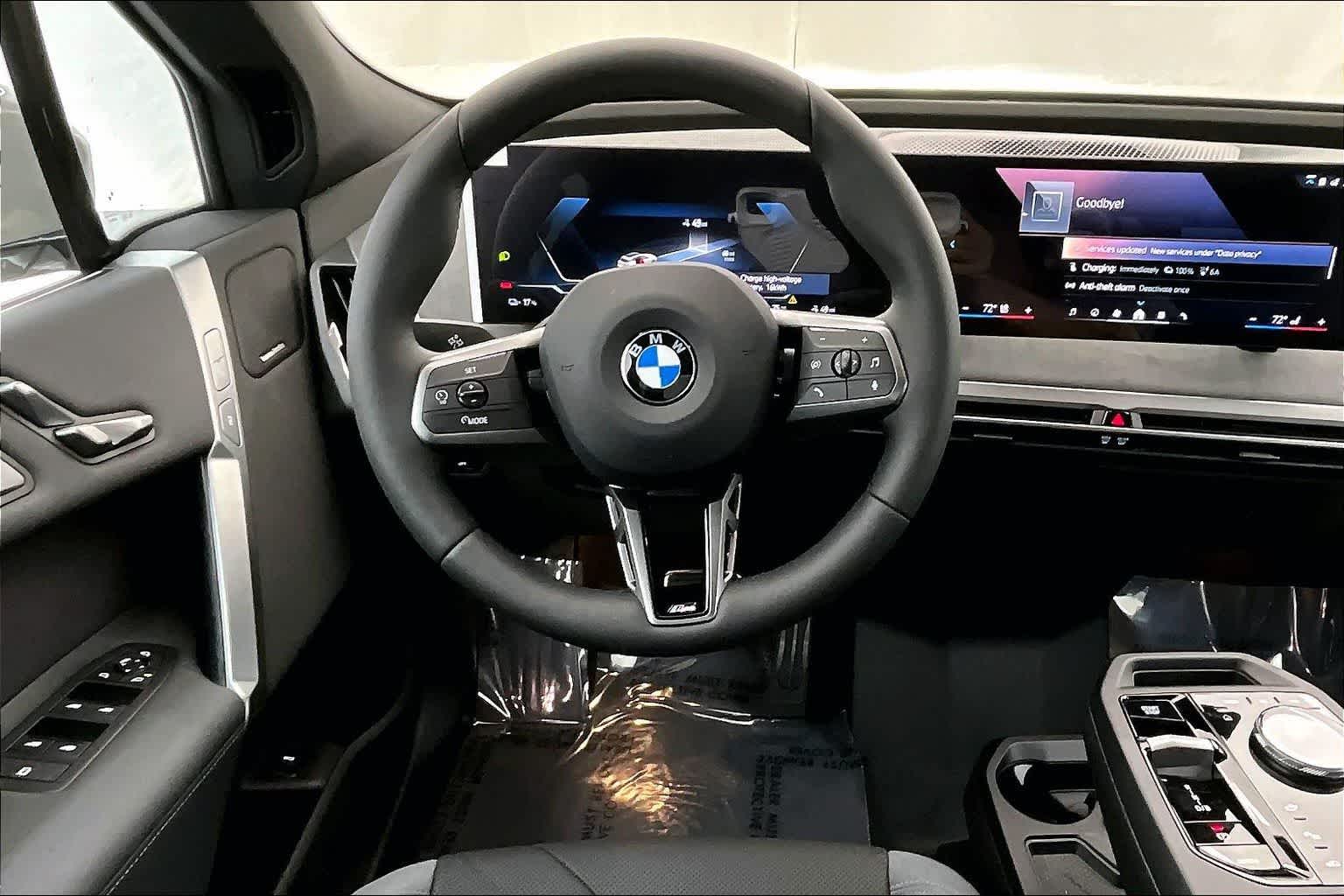 Thumbnail: 2026 BMW iX - 15