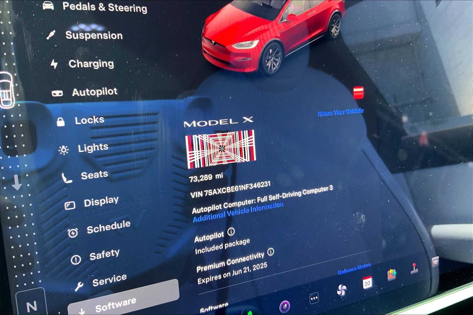 2022 Tesla Model X Plaid 18