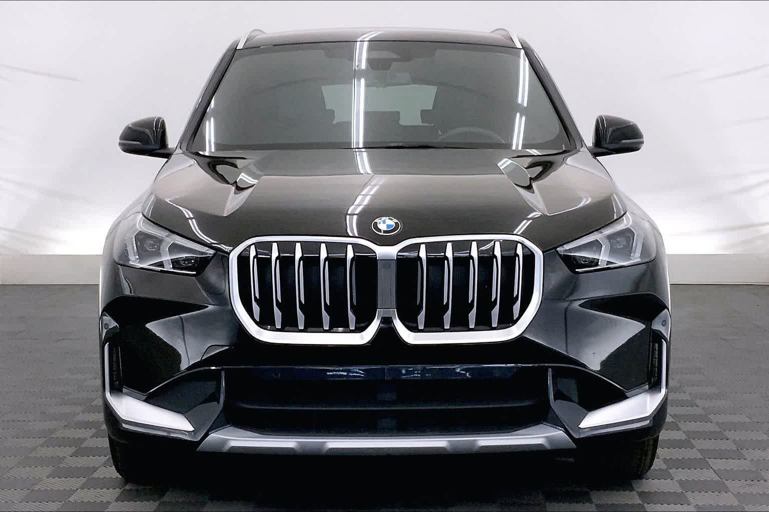 Thumbnail: 2025 BMW X1 - 6