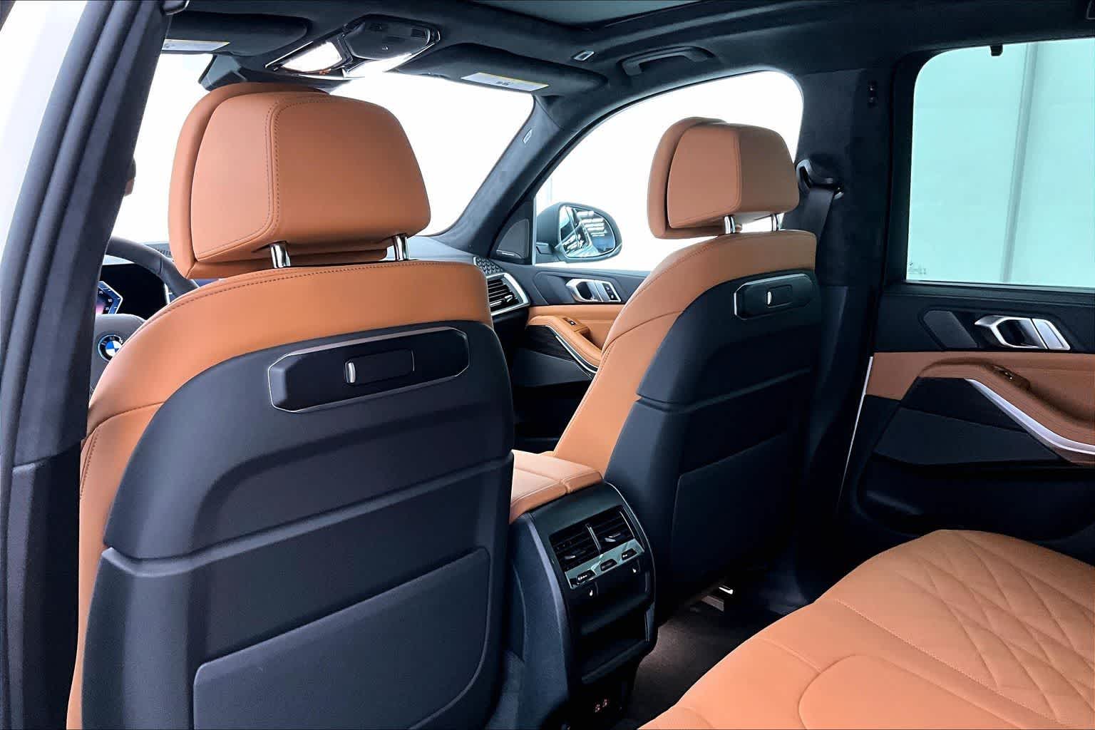 Thumbnail: 2026 BMW X5 - 12