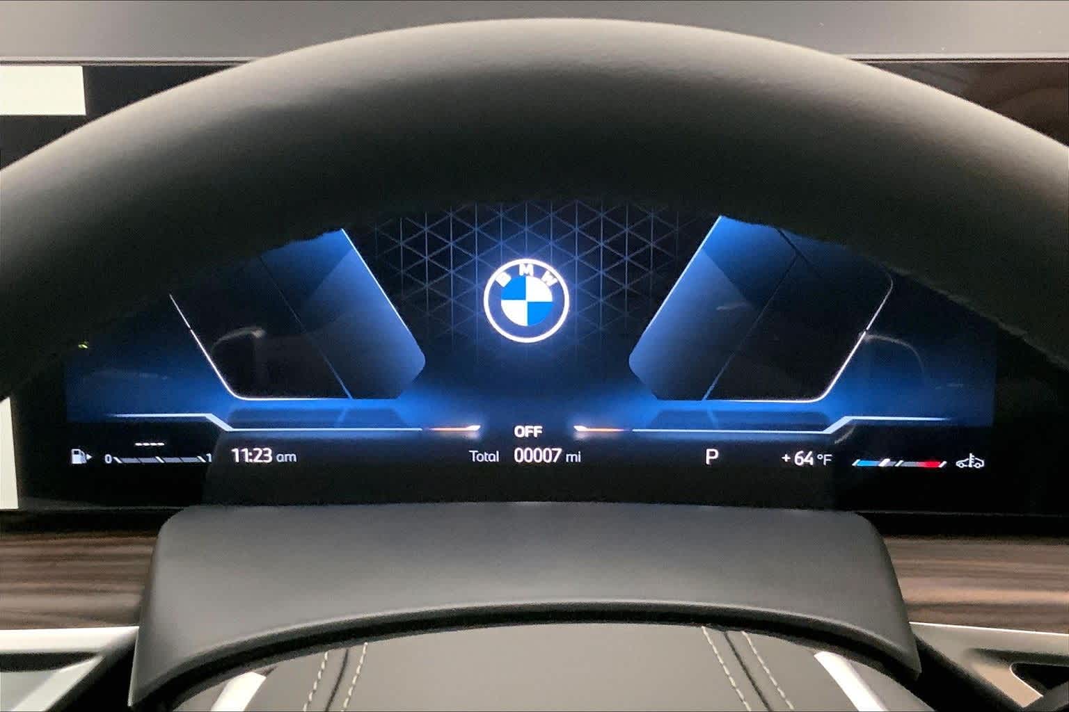 Thumbnail: 2026 BMW X7 - 18