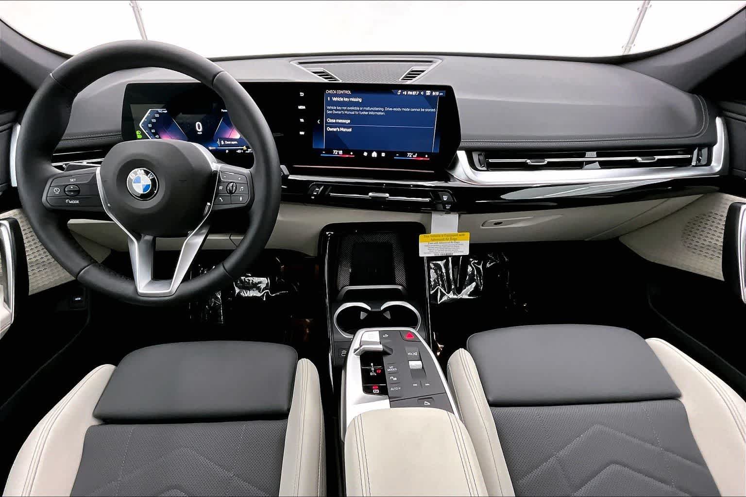 Thumbnail: 2026 BMW X1 - 10