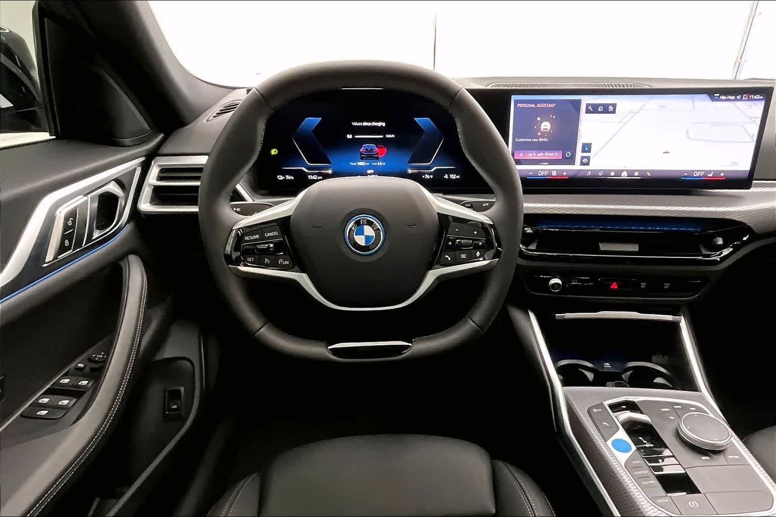 Thumbnail: 2025 BMW i4 - 14