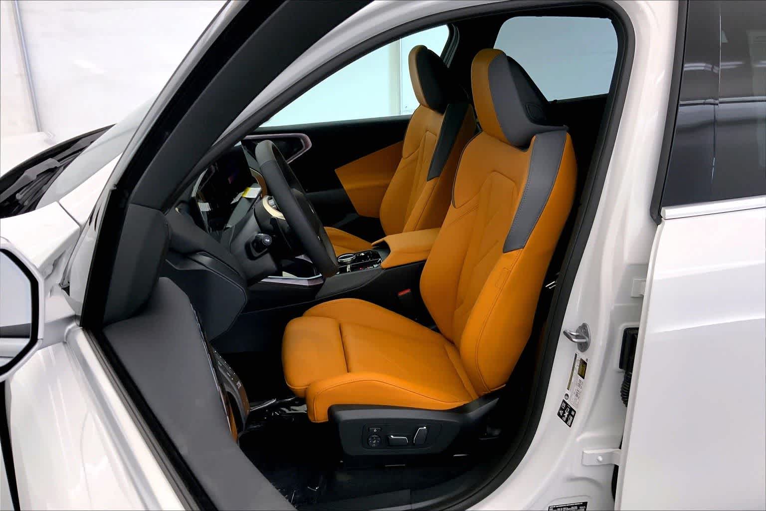 Thumbnail: 2025 BMW X3 - 11