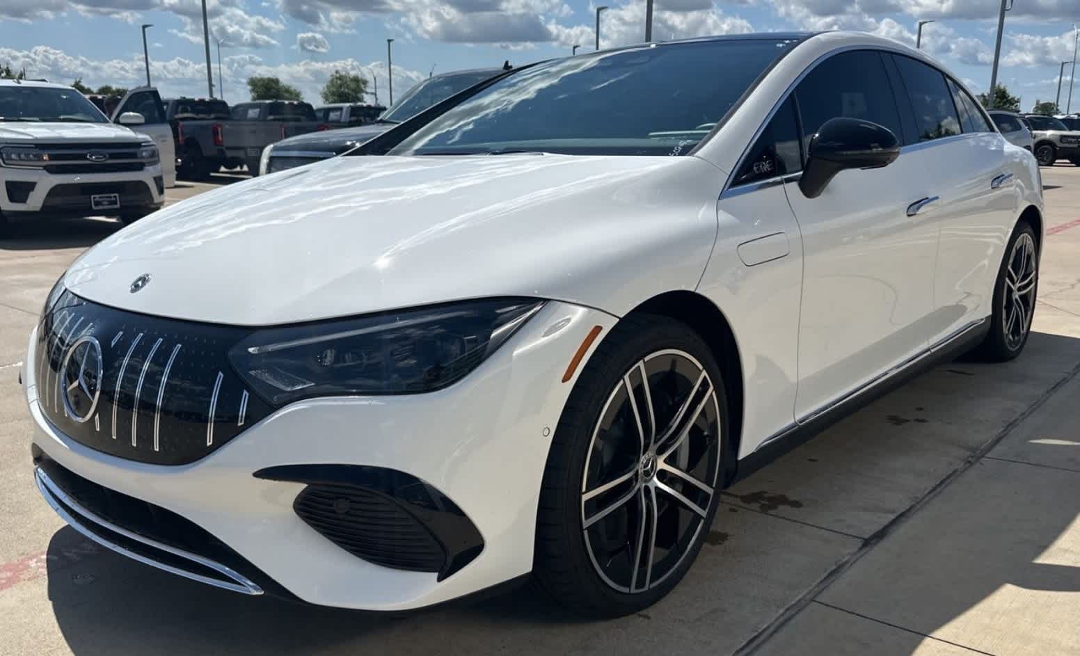 2024 Mercedes-Benz EQE 350 Hero Image