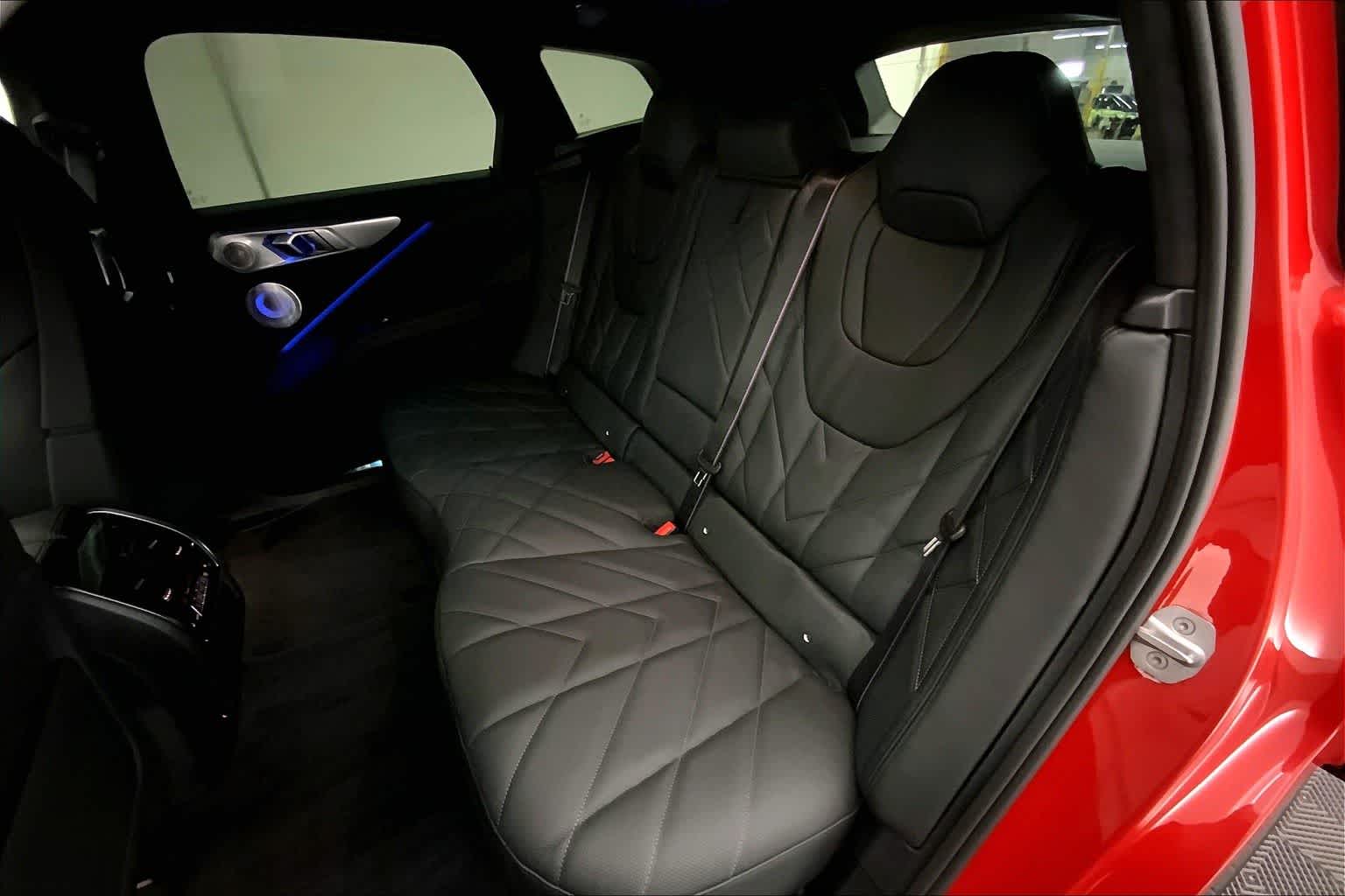 Thumbnail: 2026 BMW XM - 13