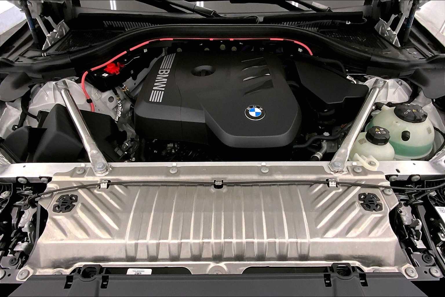 Thumbnail: 2025 BMW X3 - 9