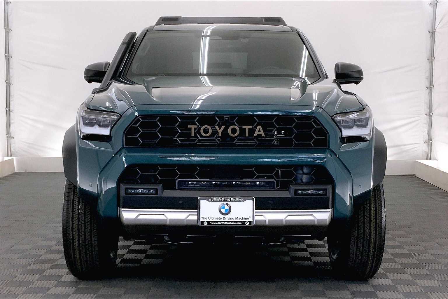 Thumbnail: 2025 Toyota 4Runner - 6