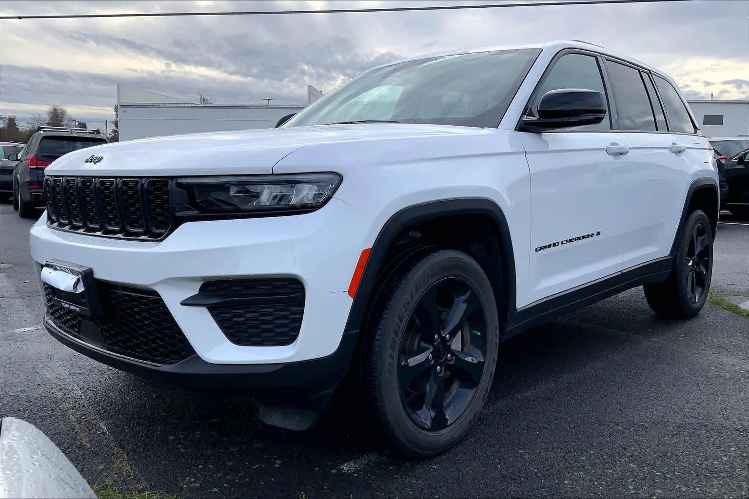 Thumbnail: 2023 Jeep Grand Cherokee - 1